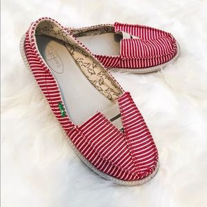Sanuk castaway flats